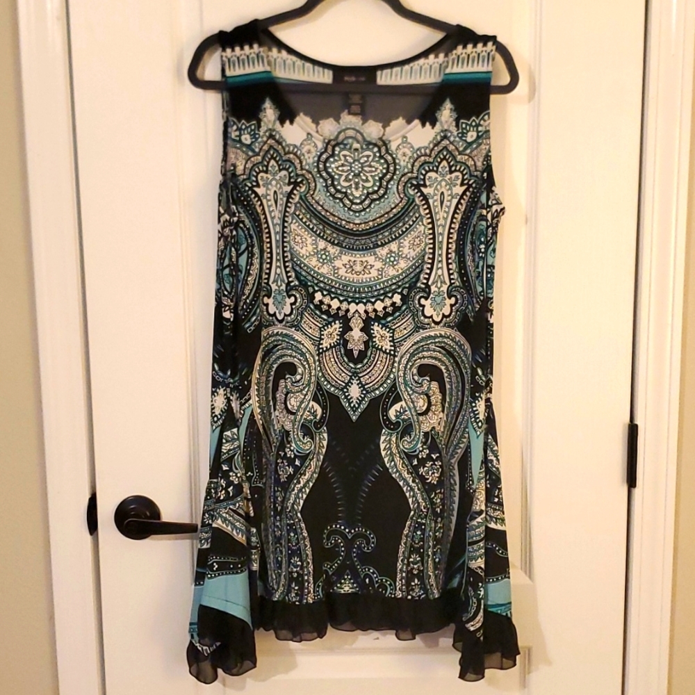 Sleeveless Black and Turquoise Tunic